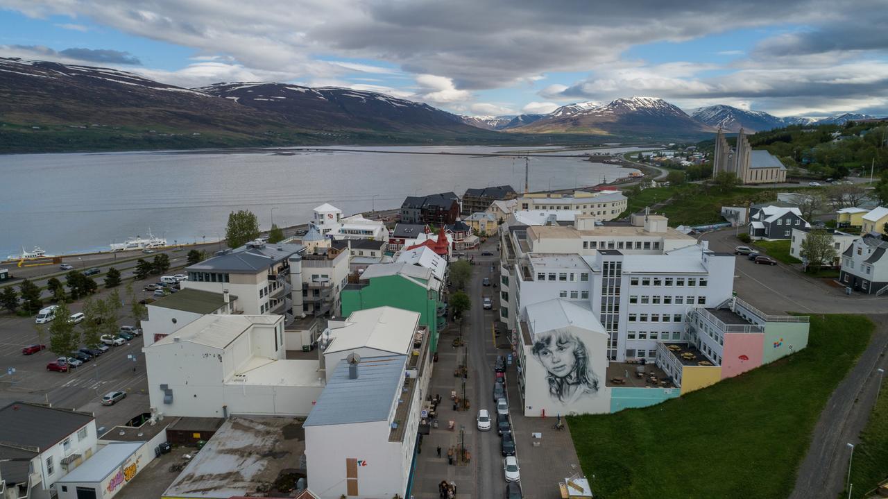 Acco Town Square Apartments Akureyri Exterior photo