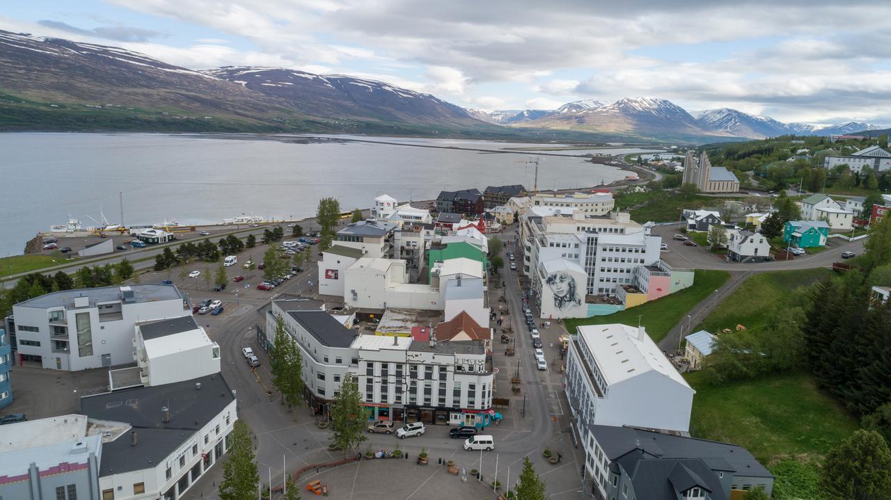 Acco Town Square Apartments Akureyri Exterior photo